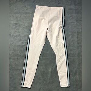 Women’s light pink Glyder leggings M